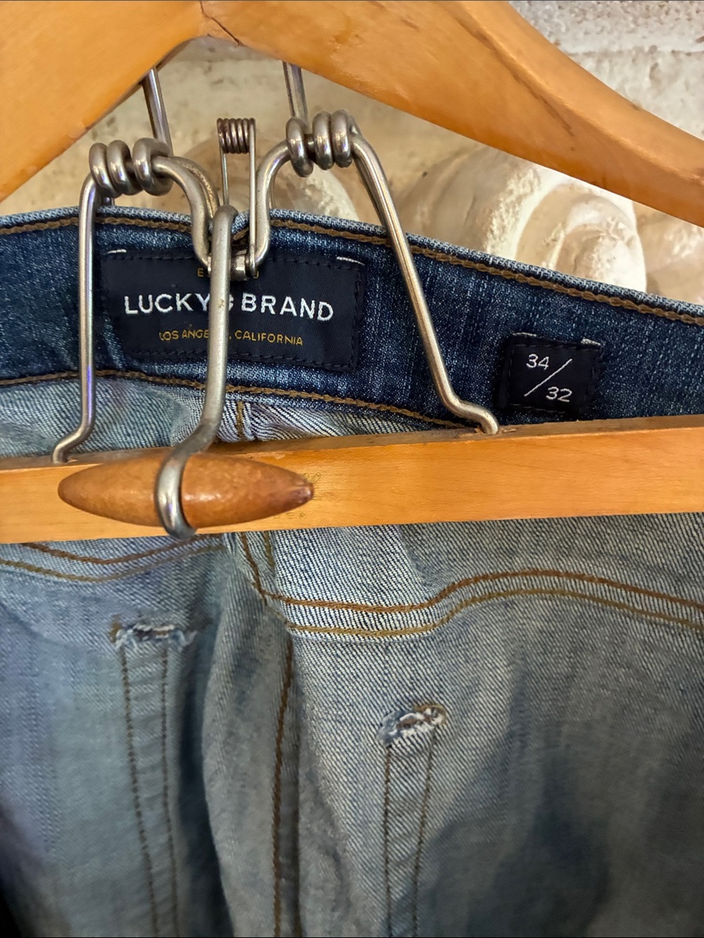 Lucky Brand Men’s Light Blue Relaxed Denim Jeans